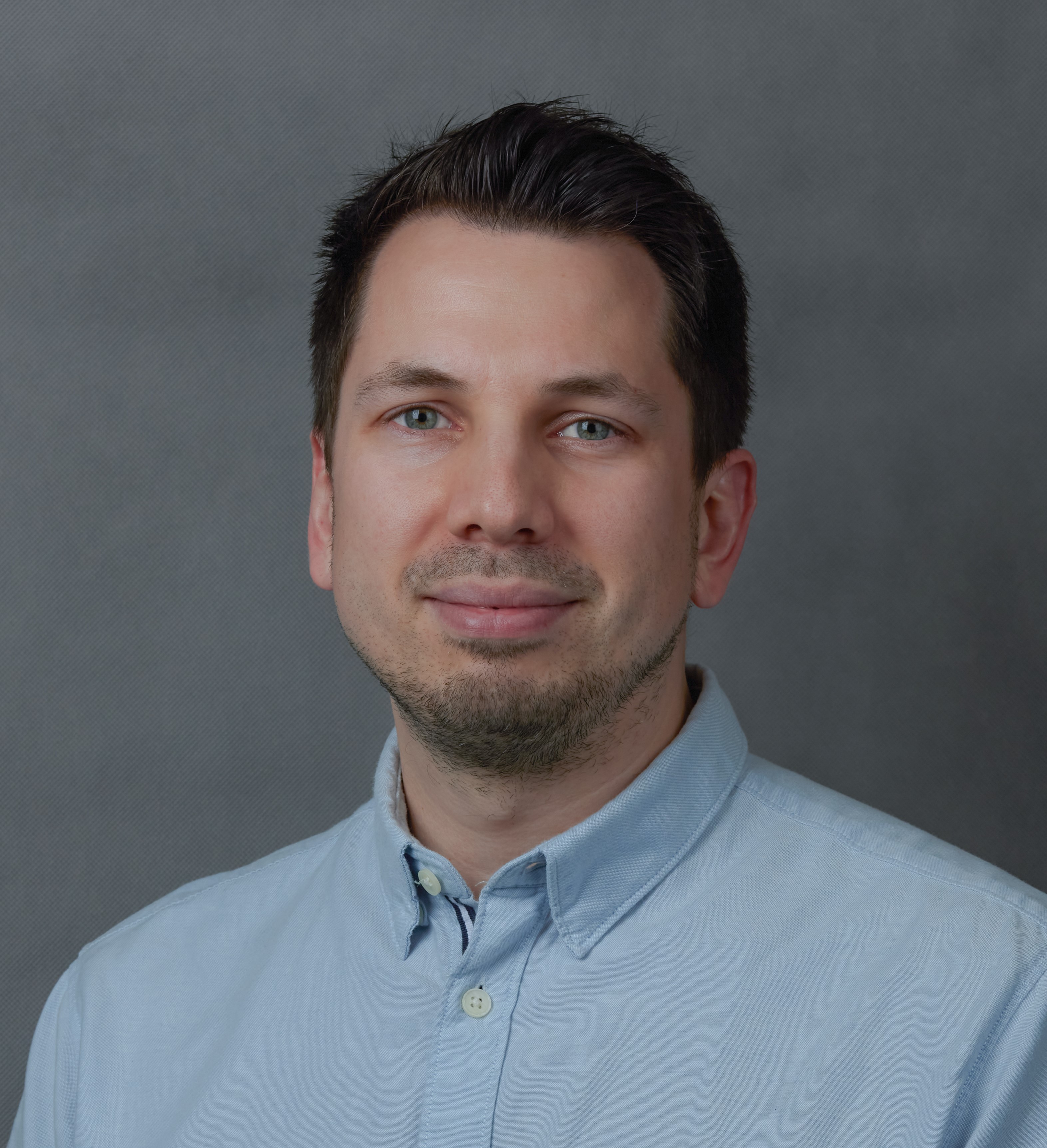 dr. Lukács Ákos