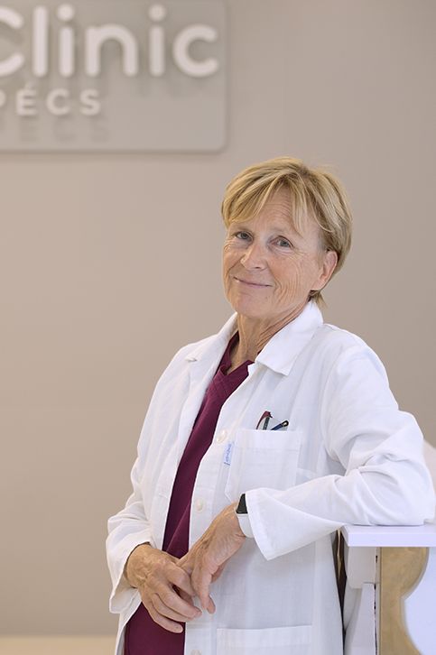 Dr. Mohay Gabriella
