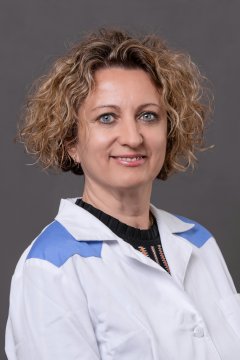 Dr.  Petróczy Natália 